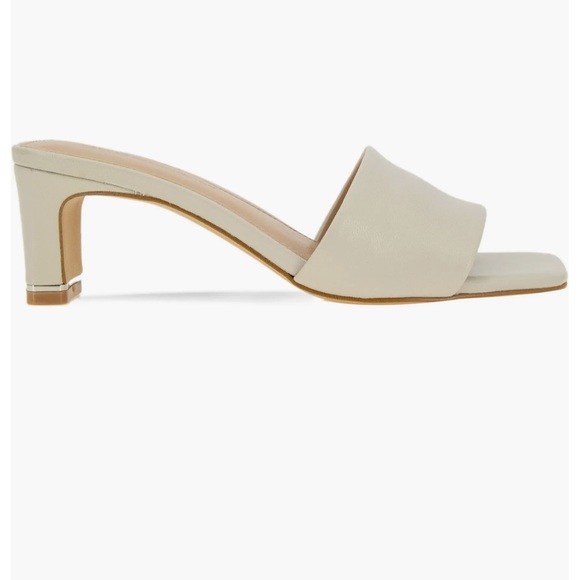 BCBG Leather Kerin Mule - Picture 9 of 11